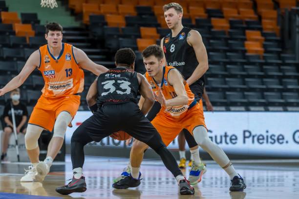 站在类似的 站在类似的